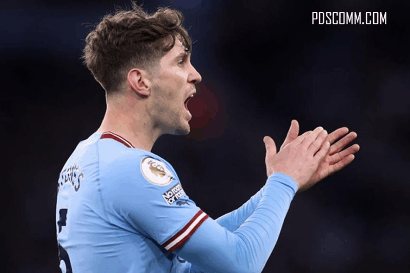 John Stones Tegaskan Tak Ingin Pergi dari Manchester City